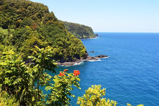 Small-Group Road to Hana Luxury Tour - Leaving Kahului at 7:00 am in a Small-Group Limo-Van