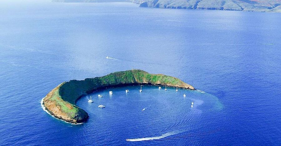 South Maui: Molokini & Turtle Town Snorkeling Tour with Meal - Key Highlights That Make This Tour Work