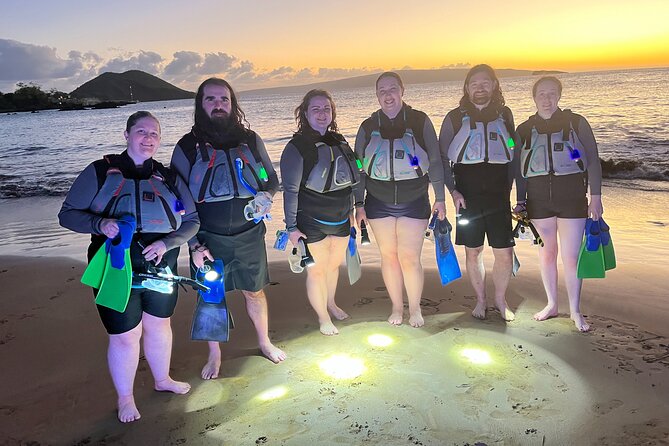 Sunset Glow Snorkel At Turtle Town With Photo & Video - Glow lights and flashlights: how you’ll see the reef at dusk
