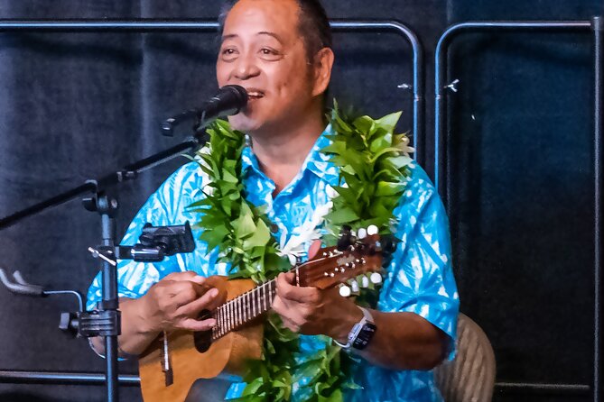 Ukulele Lesson on Maui (Basics) - Key things I’d watch for