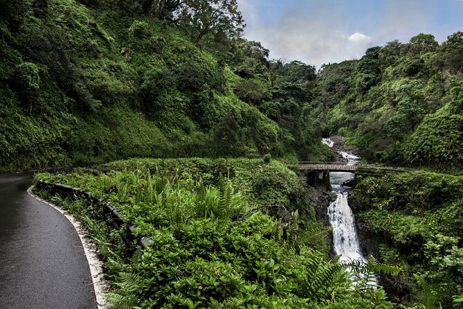 VIP Private Road to Hana Tour in Cadillac Escalade with Pickup - The Cadillac Escalade ESV Makes the Long Road to Hana Feel Shorter
