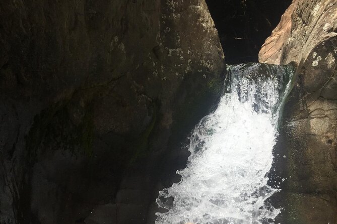 West Maui Adventure Tour with Private Guide - Hiking Comfort: What’s Included and What You Still Should Bring