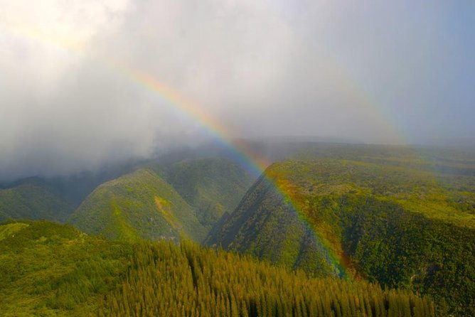 West Maui and Molokai Special 45-Minute Helicopter Tour - The USB keepsake: nice extra, not required
