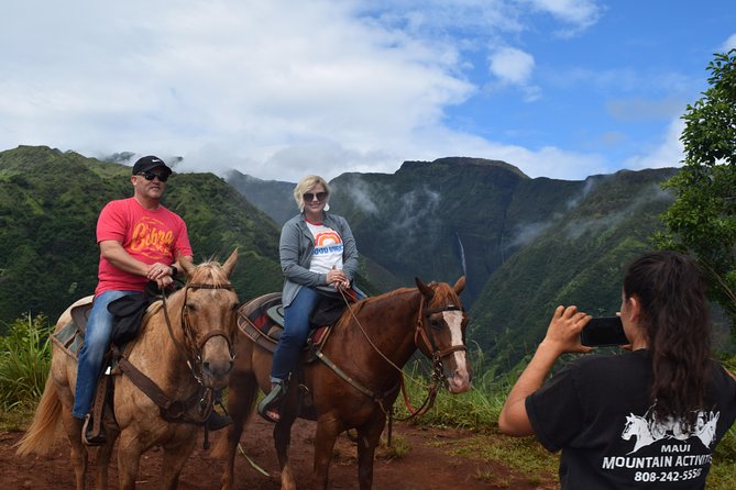 West Maui Mountain Waterfall and Ocean Tour via Horseback - Meeting in Wailuku and Getting Paired With the Right Horse